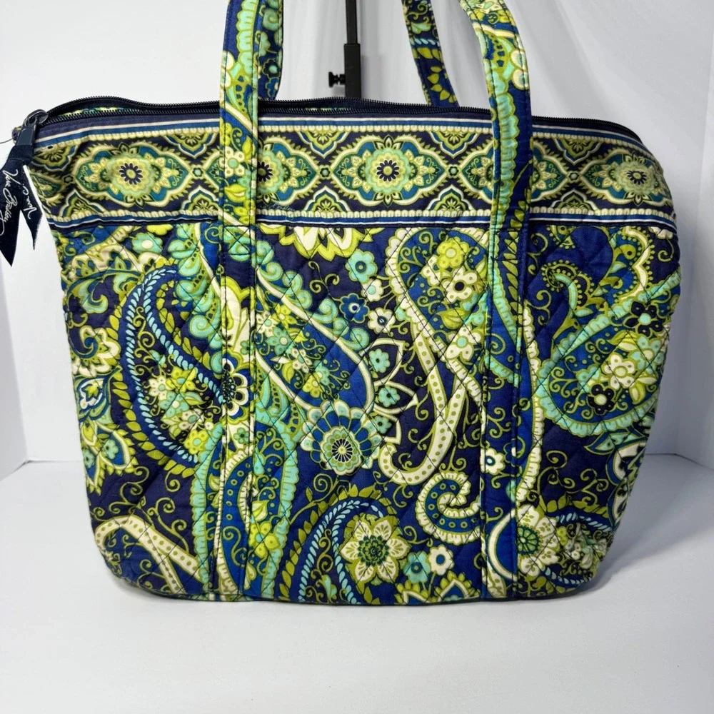 Vera Bradley Rhythm‎ and Blues Green Paisley Quilted Cotton Tote Shoulder Bag
